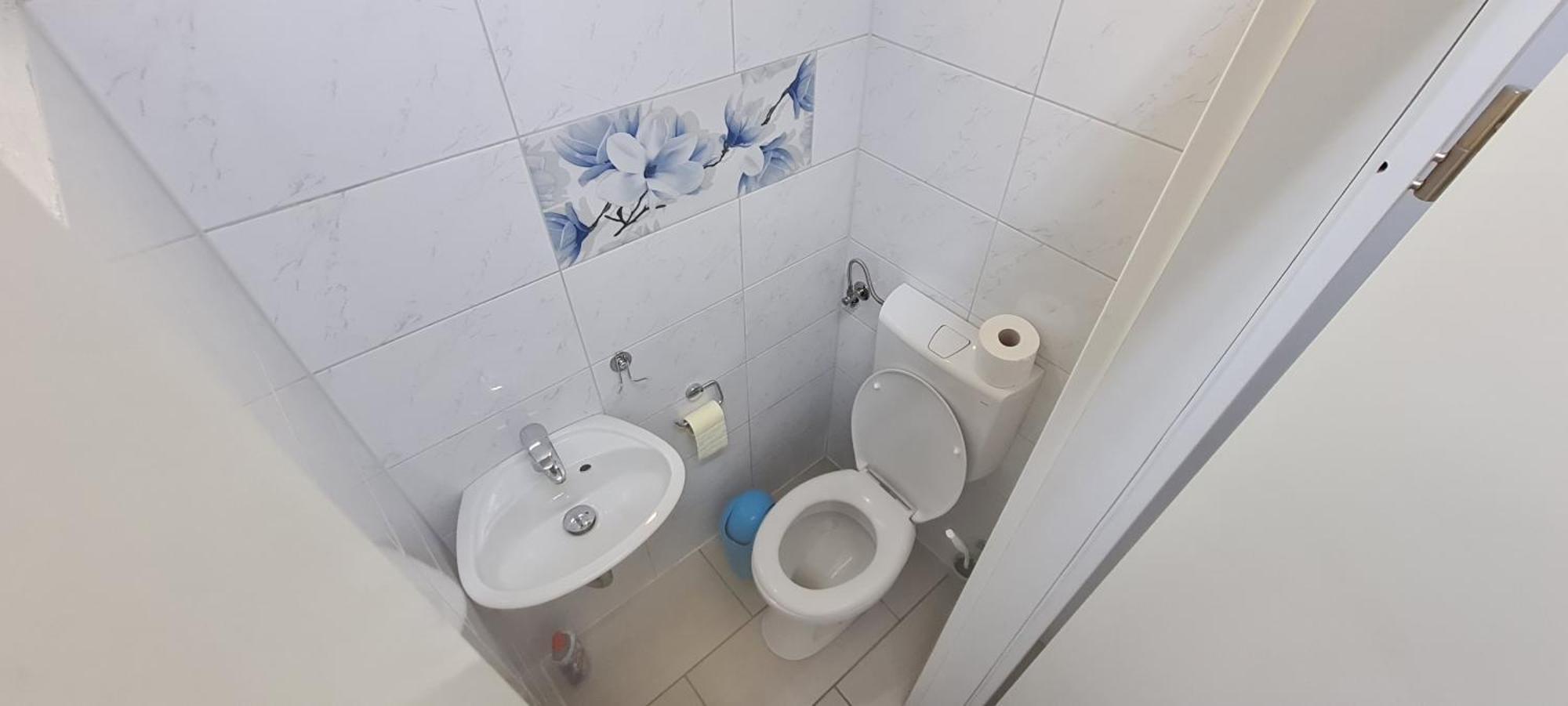 Lesce Hostel ภายนอก รูปภาพ
